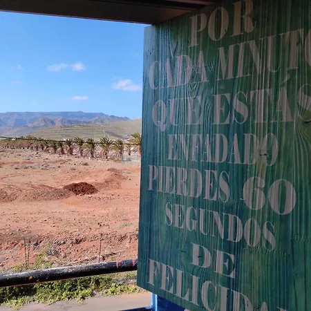 La Casa Azul Del Ocaso * Vecindario (Gran Canaria)